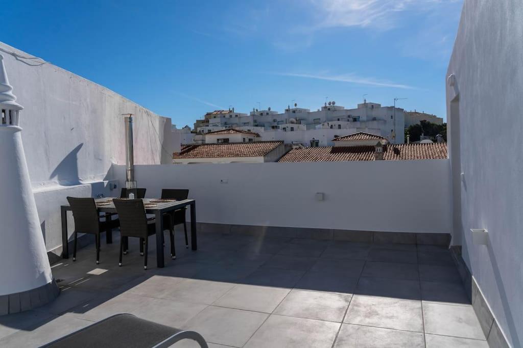 Carvoeiro Roof Top Apartment, Next To The Beach! Exterior foto